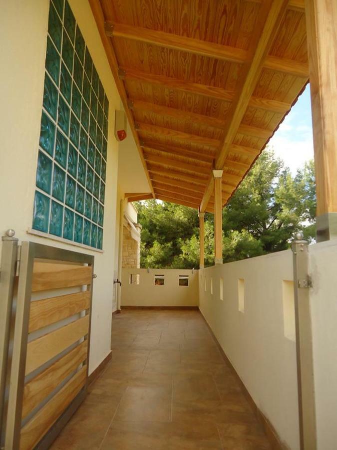 Villa Chris Poszídi Kültér fotó